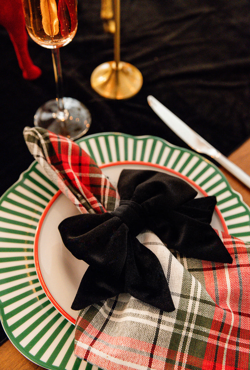 MIDNIGHT SET OF 4 VELVET BOW NAPKIN RINGS