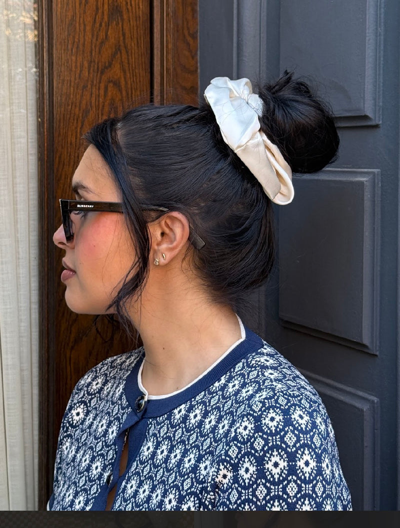 The Slouchy Scrunchie in Honey