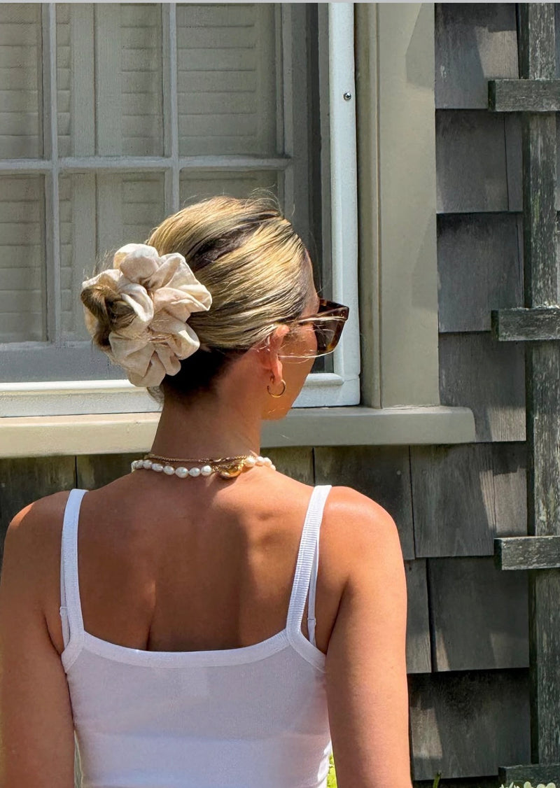 The Slouchy Scrunchie in Honey