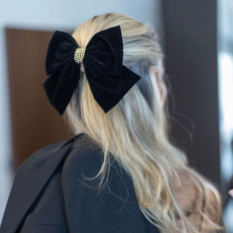 THE Theresa ICONIC VELVET BOW BARRETTE