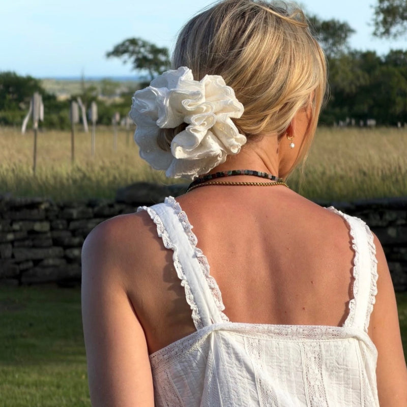 Oversized White Queen Eyelet